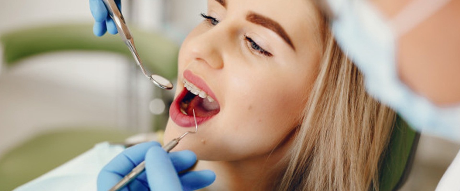 What Does a Dentist Do? A Comprehensive Guide